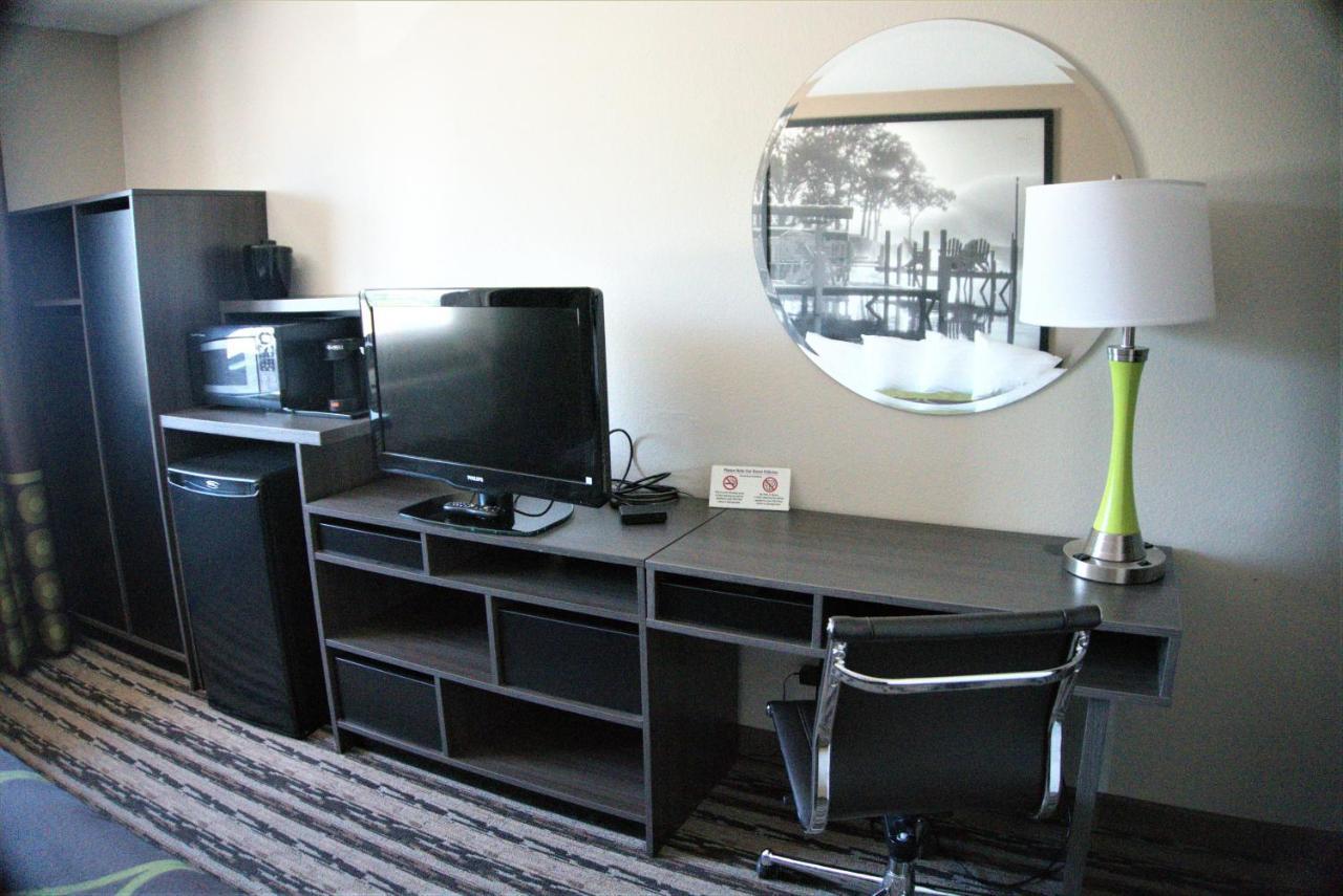 Super 8 By Wyndham Spirit Lake/Okoboji Eksteriør billede