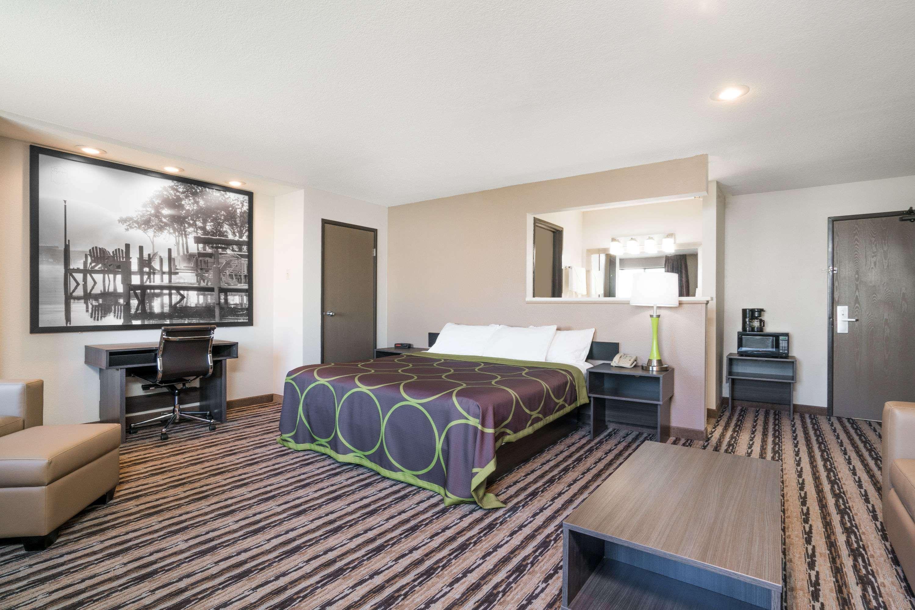 Super 8 By Wyndham Spirit Lake/Okoboji Eksteriør billede