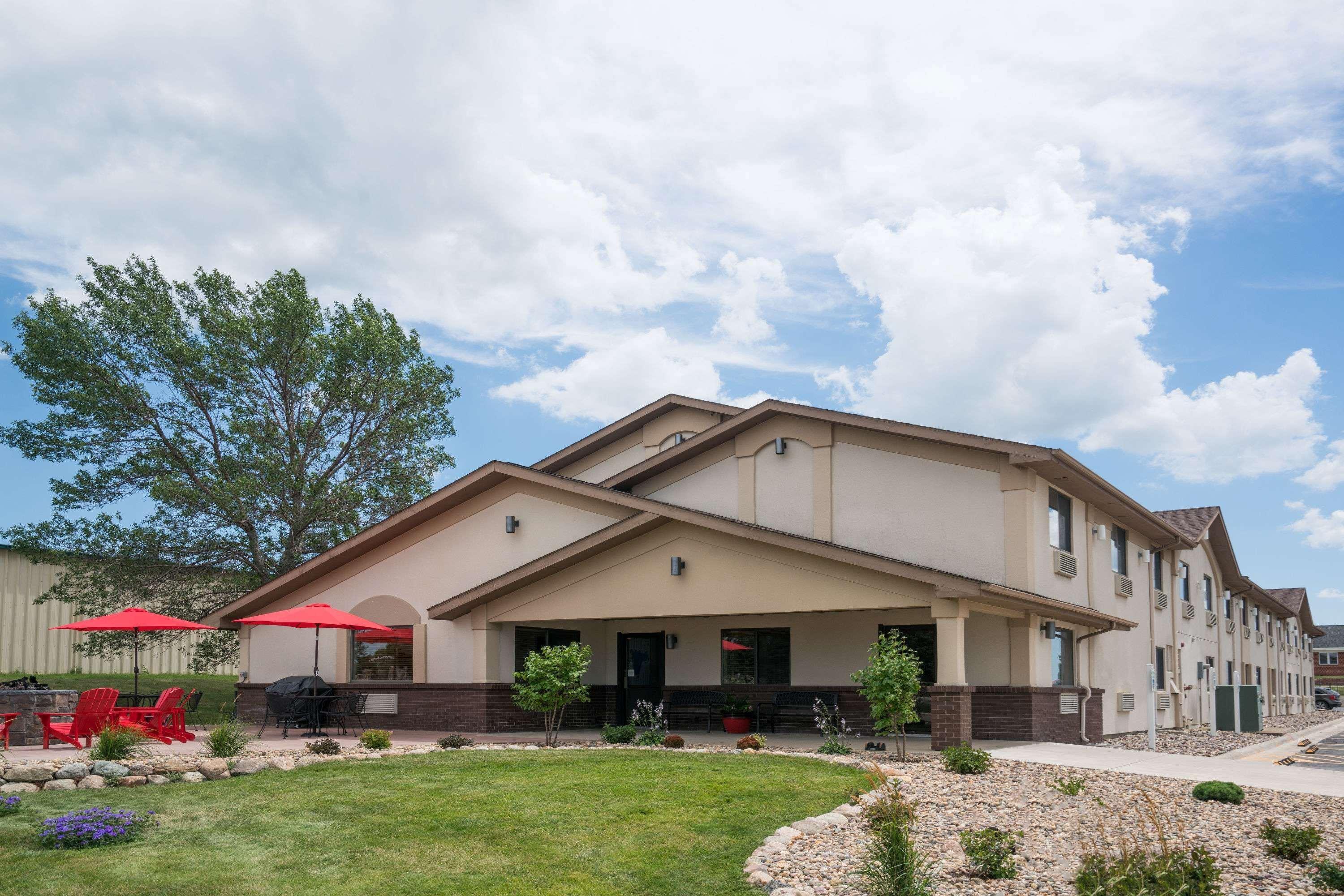 Super 8 By Wyndham Spirit Lake/Okoboji Eksteriør billede