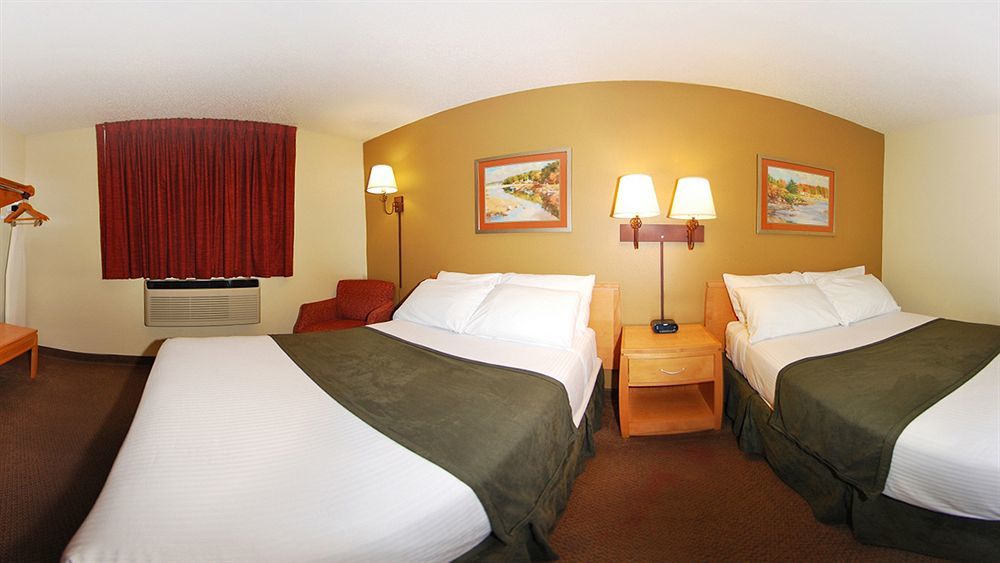 Super 8 By Wyndham Spirit Lake/Okoboji Eksteriør billede
